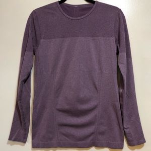 Fabletics fitted long sleeve Large